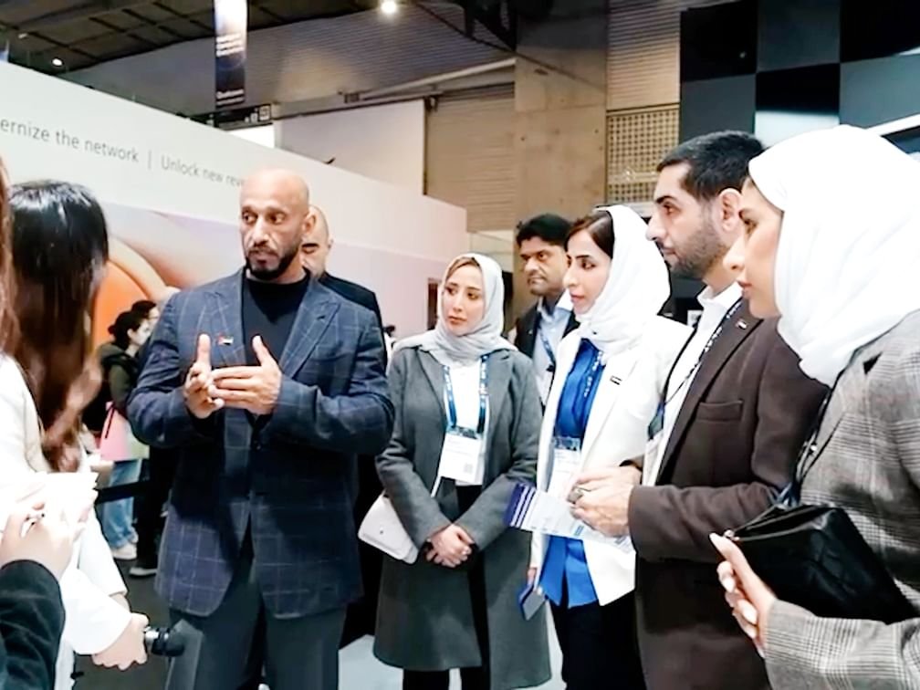 عبدالله آل حامد يشهد ختام فعاليات المؤتمر العالمي للجوال MWC ببرشلونة 1 عبدالله آل حامد يشهد ختام فعاليات المؤتمر العالمي للجوال MWC ببرشلونة