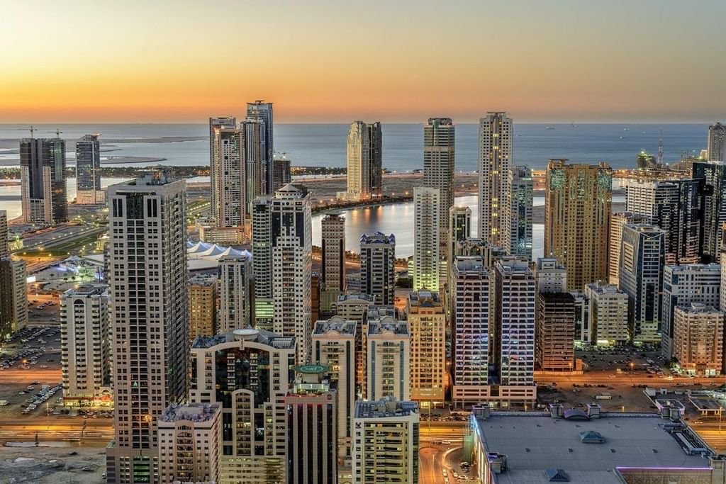 تداولات عقارات الشارقة ترتفع 40.7% لتصل لـ 18.5 مليار درهم في الربع الأول 1 تداولات عقارات الشارقة ترتفع 40.7% لتصل لـ 18.5 مليار درهم في الربع الأول